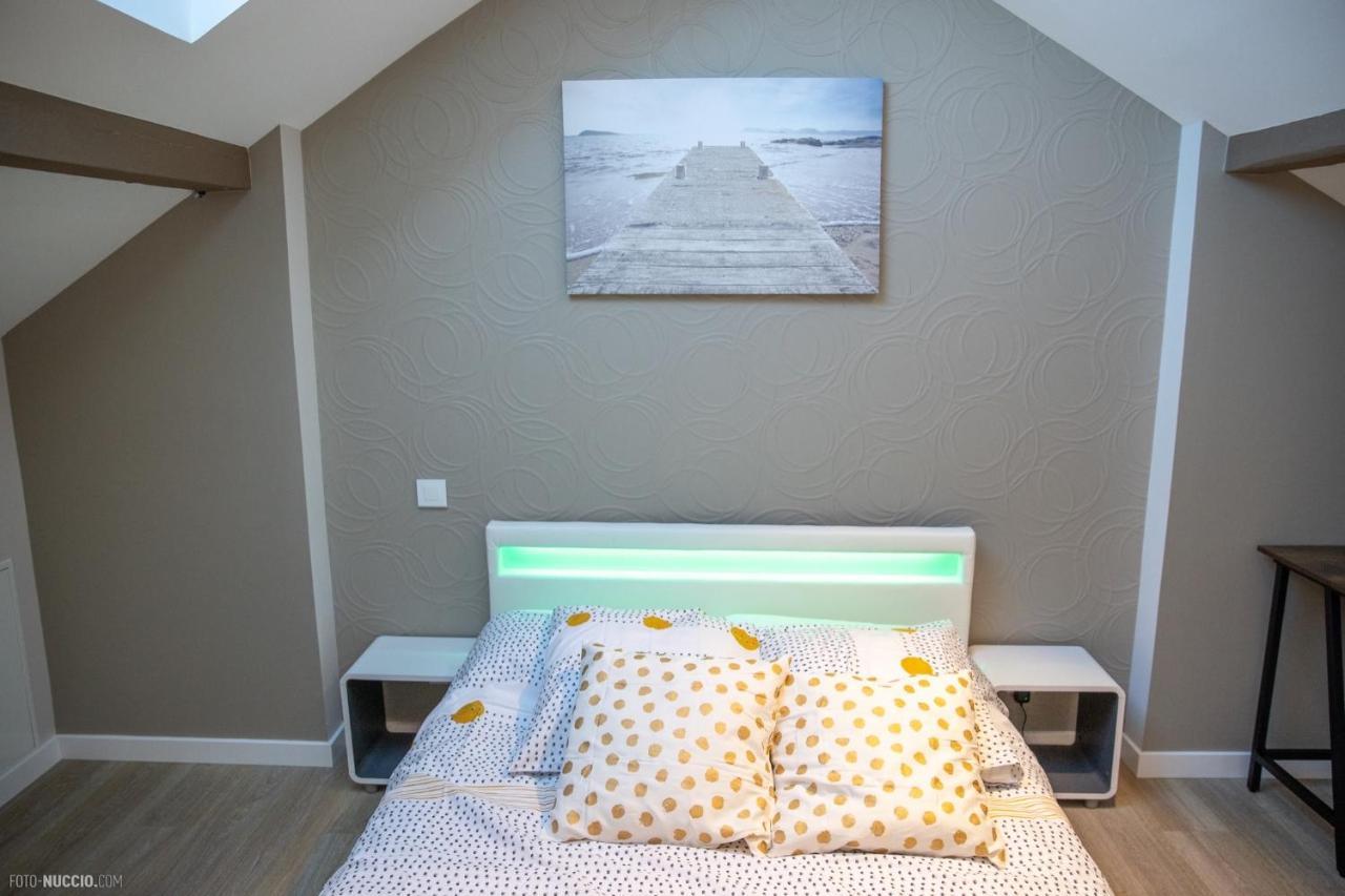 Modern Living *